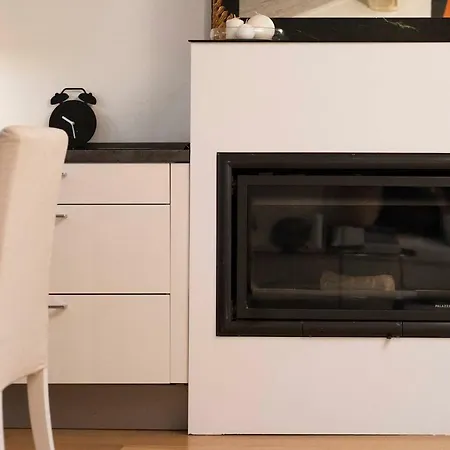 Altido White Attic In Como Center Apartamento